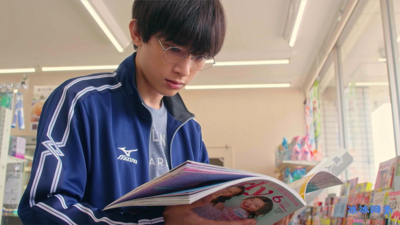 那个女孩的俘虏剧照的剧照