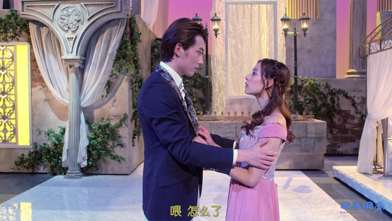 那个女孩的俘虏剧照的剧照