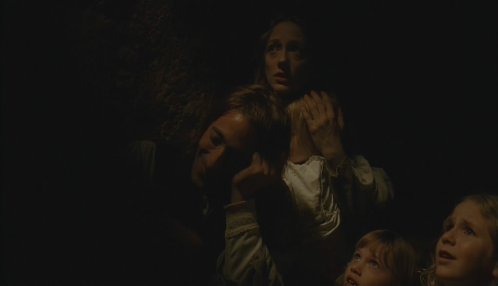 神秘村剧照的剧照