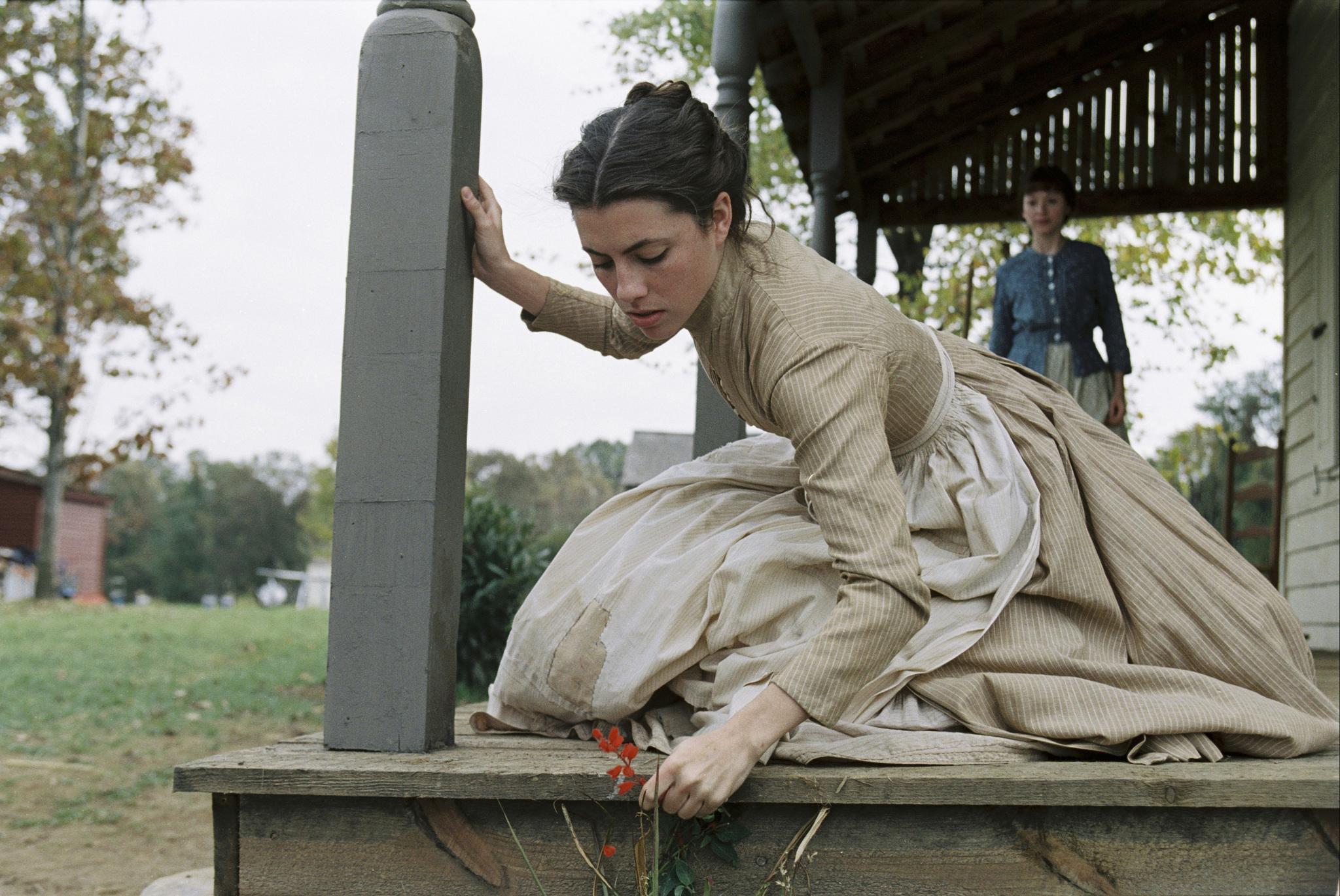 神秘村剧照的剧照