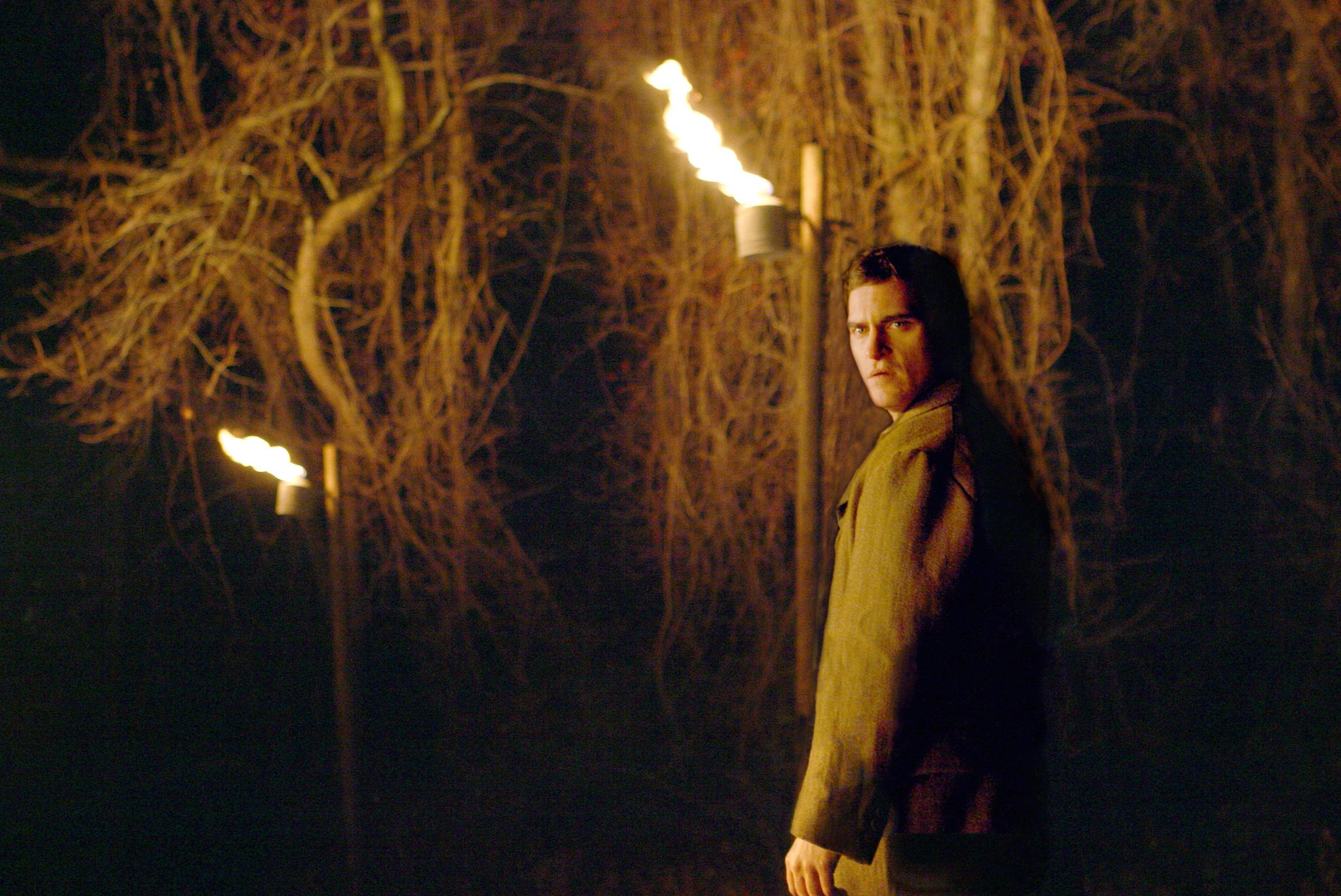 神秘村剧照的剧照