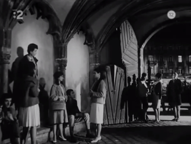 网中的太阳剧照的剧照