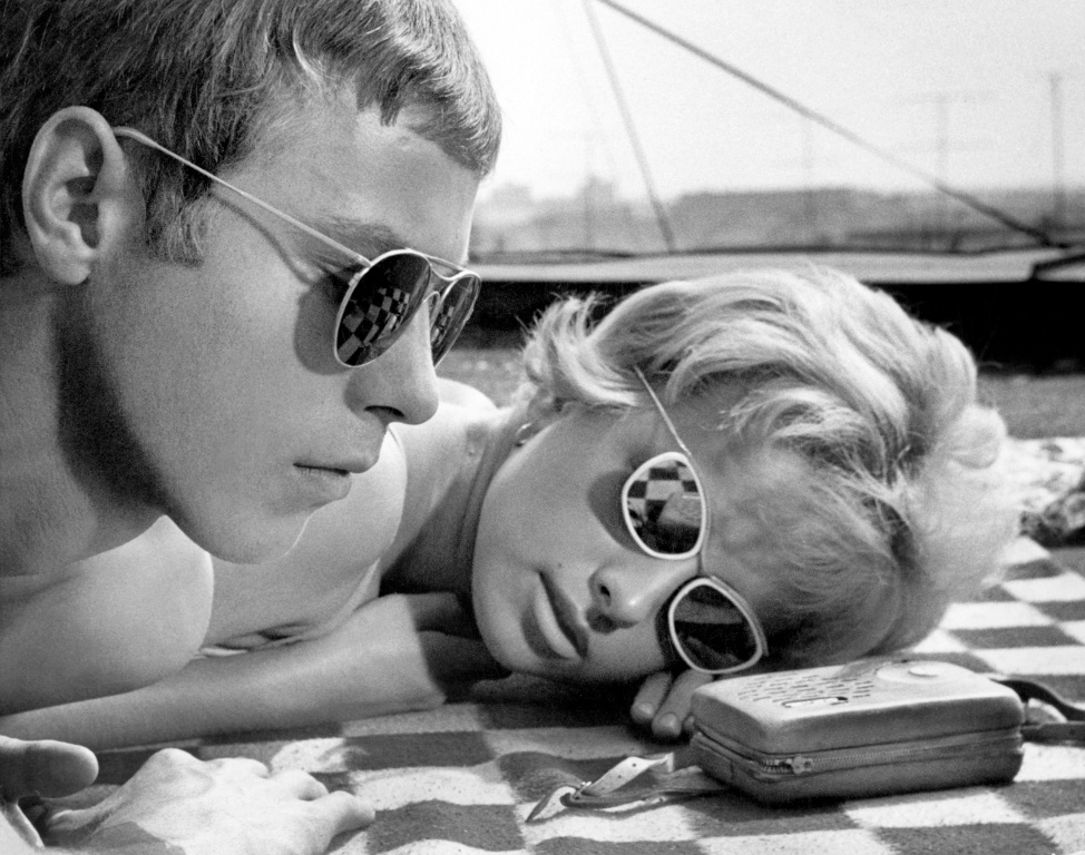 网中的太阳剧照的剧照