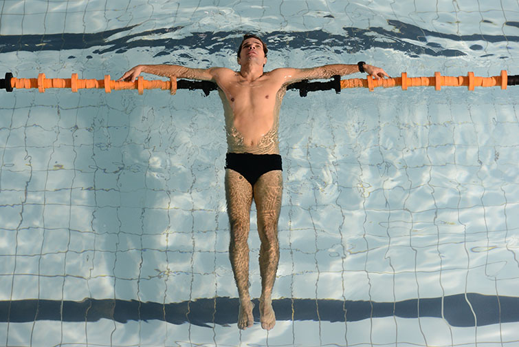 水中真相剧照的剧照