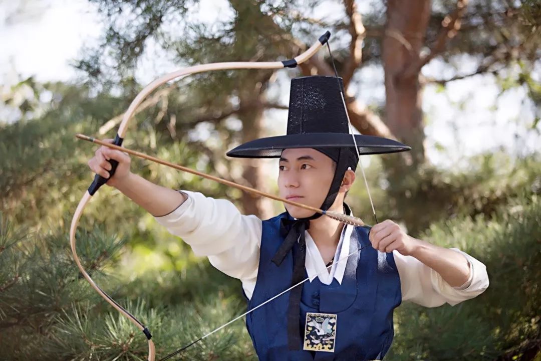 最终兵器：弓剧照的剧照