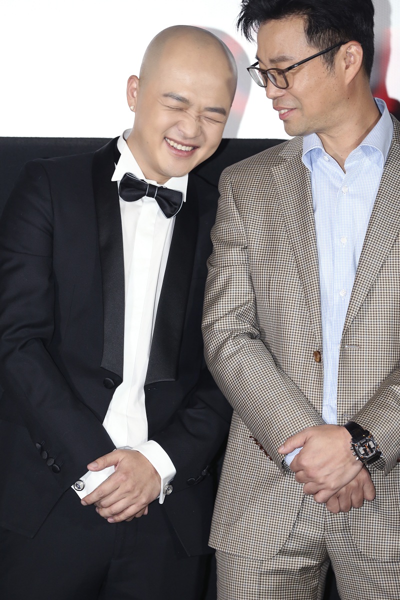 “大”人物剧照的剧照