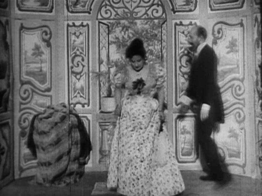 胡迪尼剧院的消失女子剧照的剧照