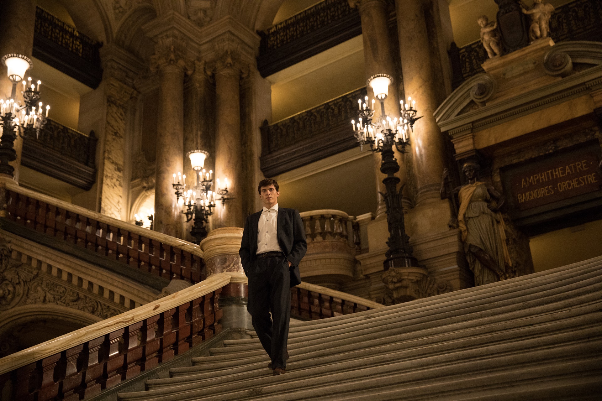 白乌鸦剧照的剧照