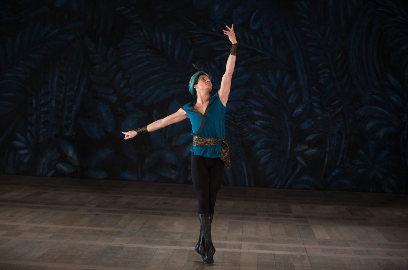 白乌鸦剧照的剧照