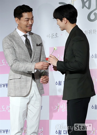 妓房少爷剧照的剧照