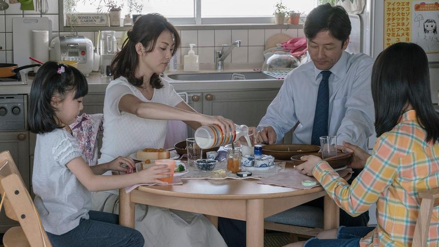 生在幼子剧照的剧照