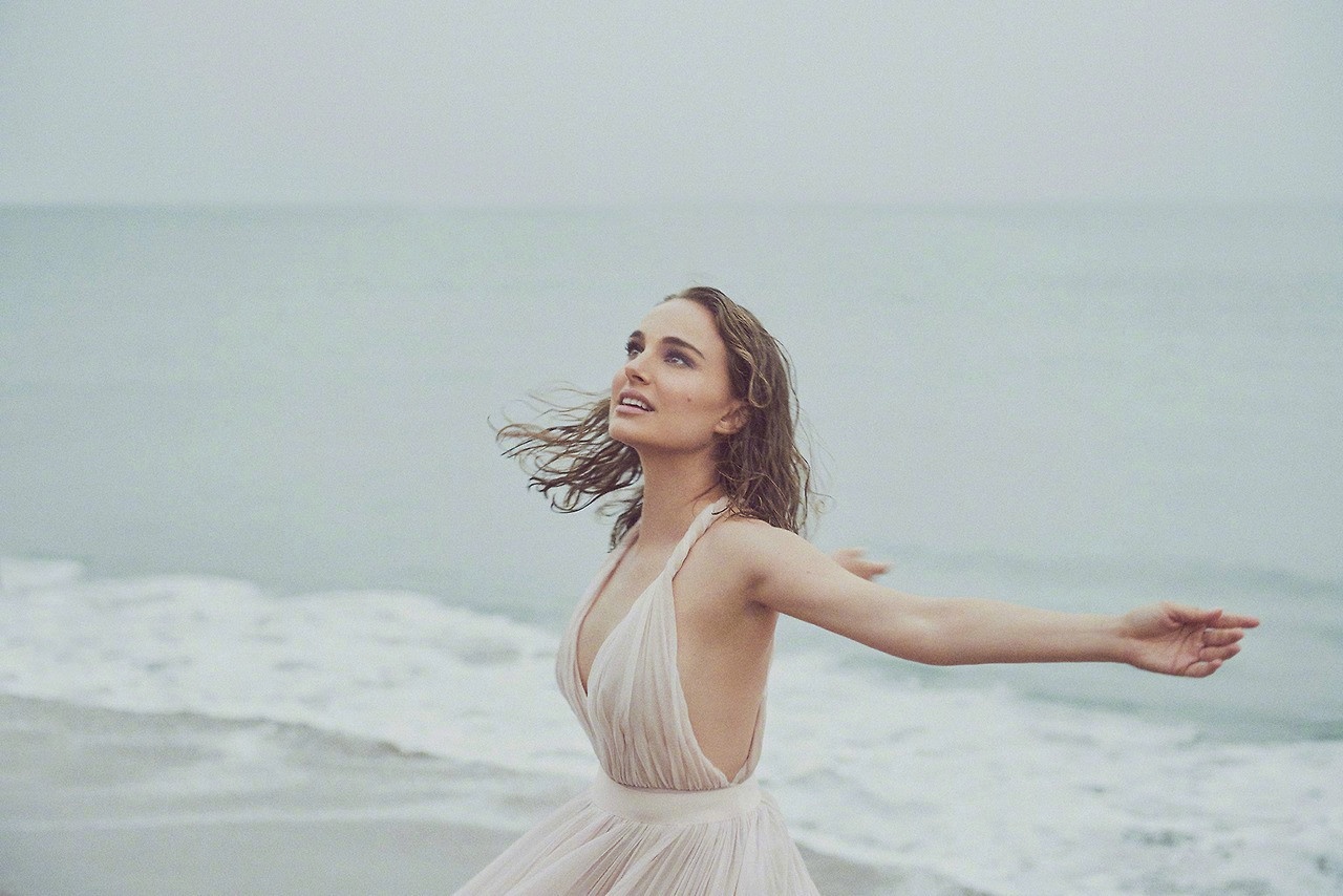 Dior: Miss Dior - What would you do for love?剧照的剧照