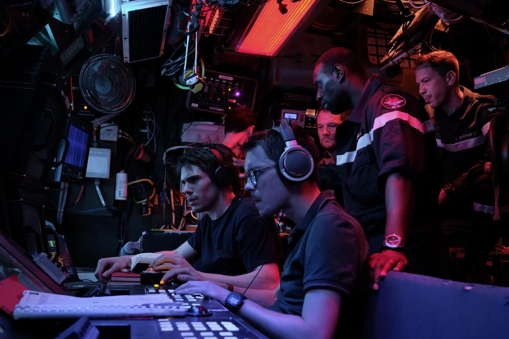 狼之歌剧照的剧照