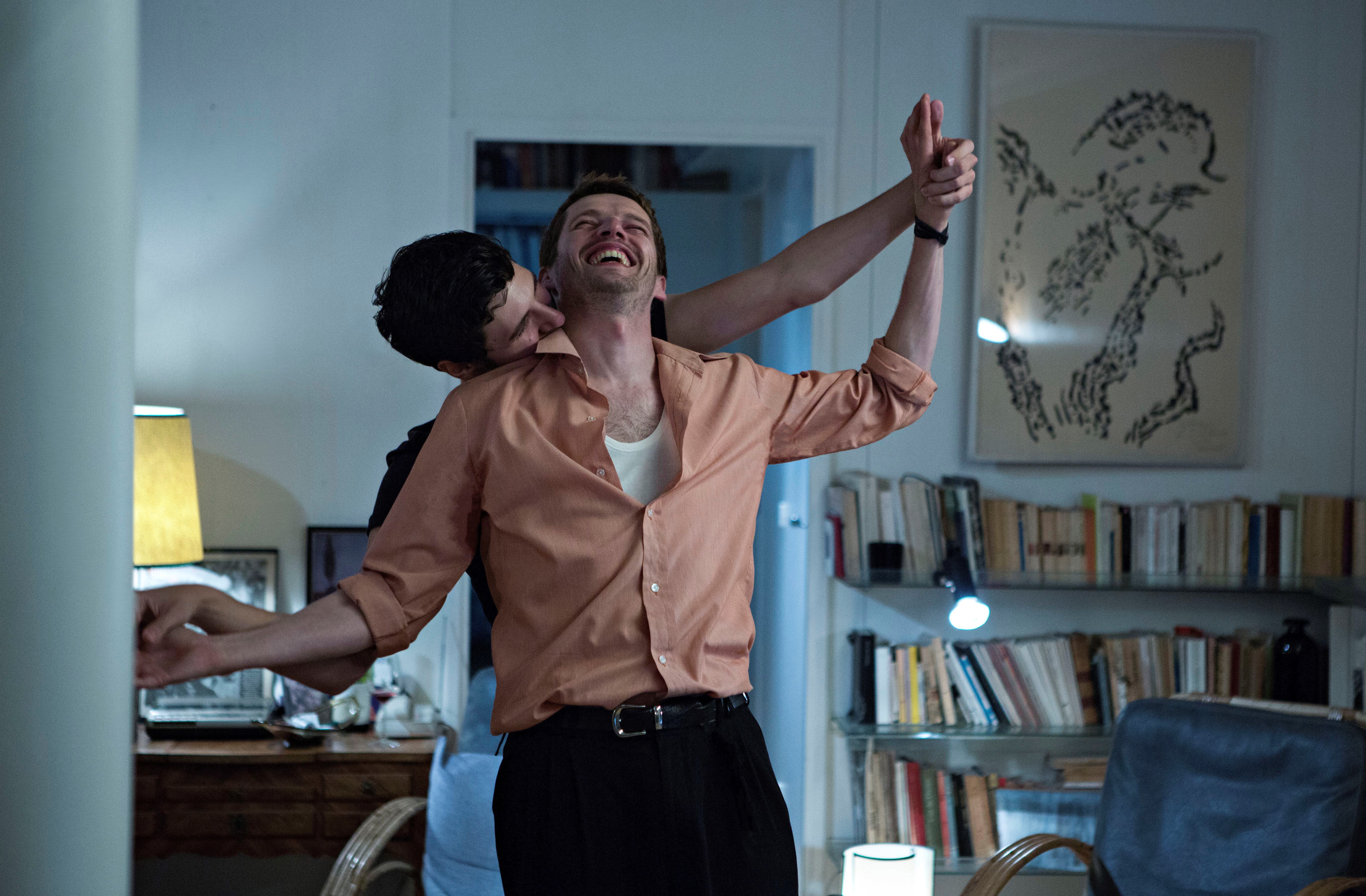 喜欢，轻吻，快跑剧照的剧照