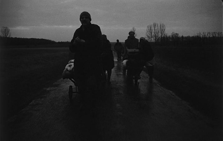 撒旦探戈剧照的剧照