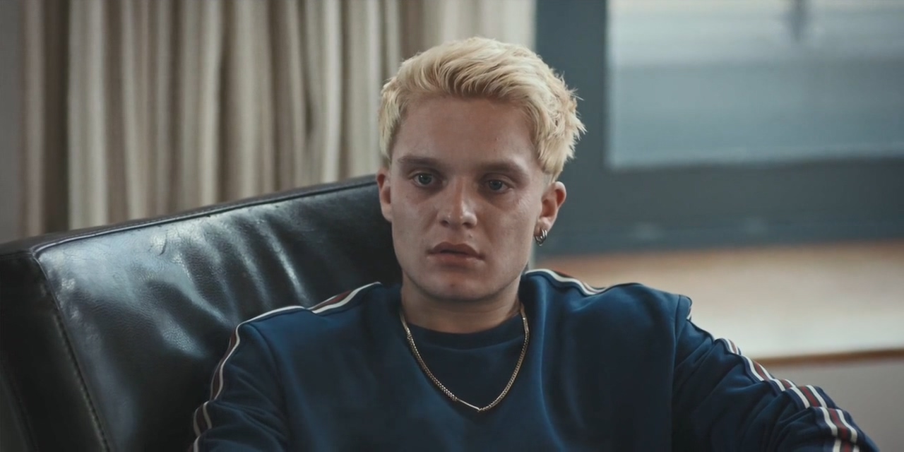 卖身剧照的剧照