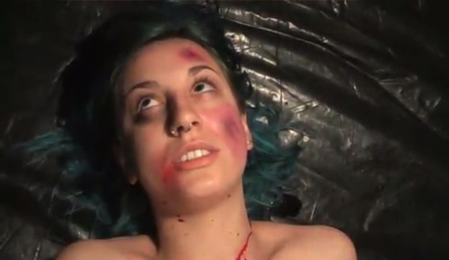 我你的坟墓里撒尿剧照的剧照