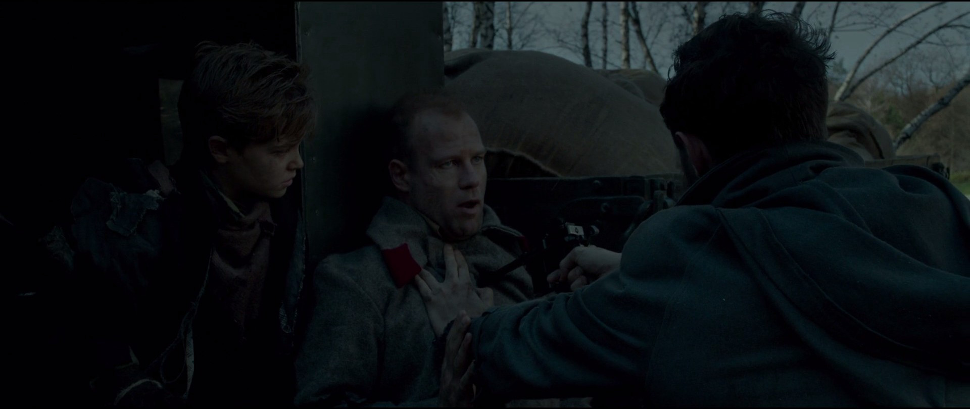 苦难的收获剧照的剧照