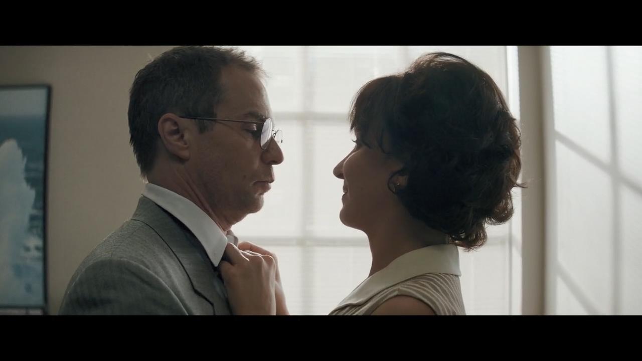 理查德·朱维尔的哀歌剧照的剧照