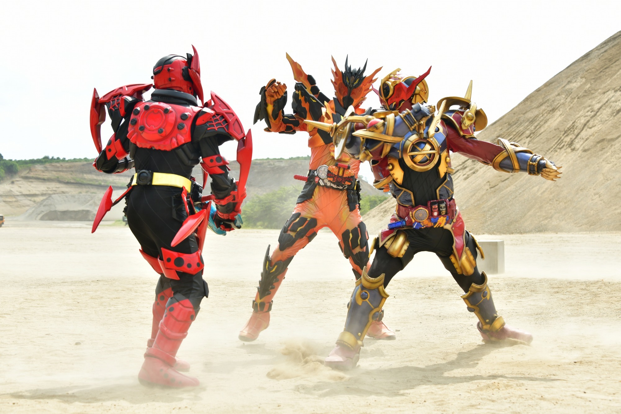 Build NEW WORLD 假面骑士Cross-Z剧照的剧照