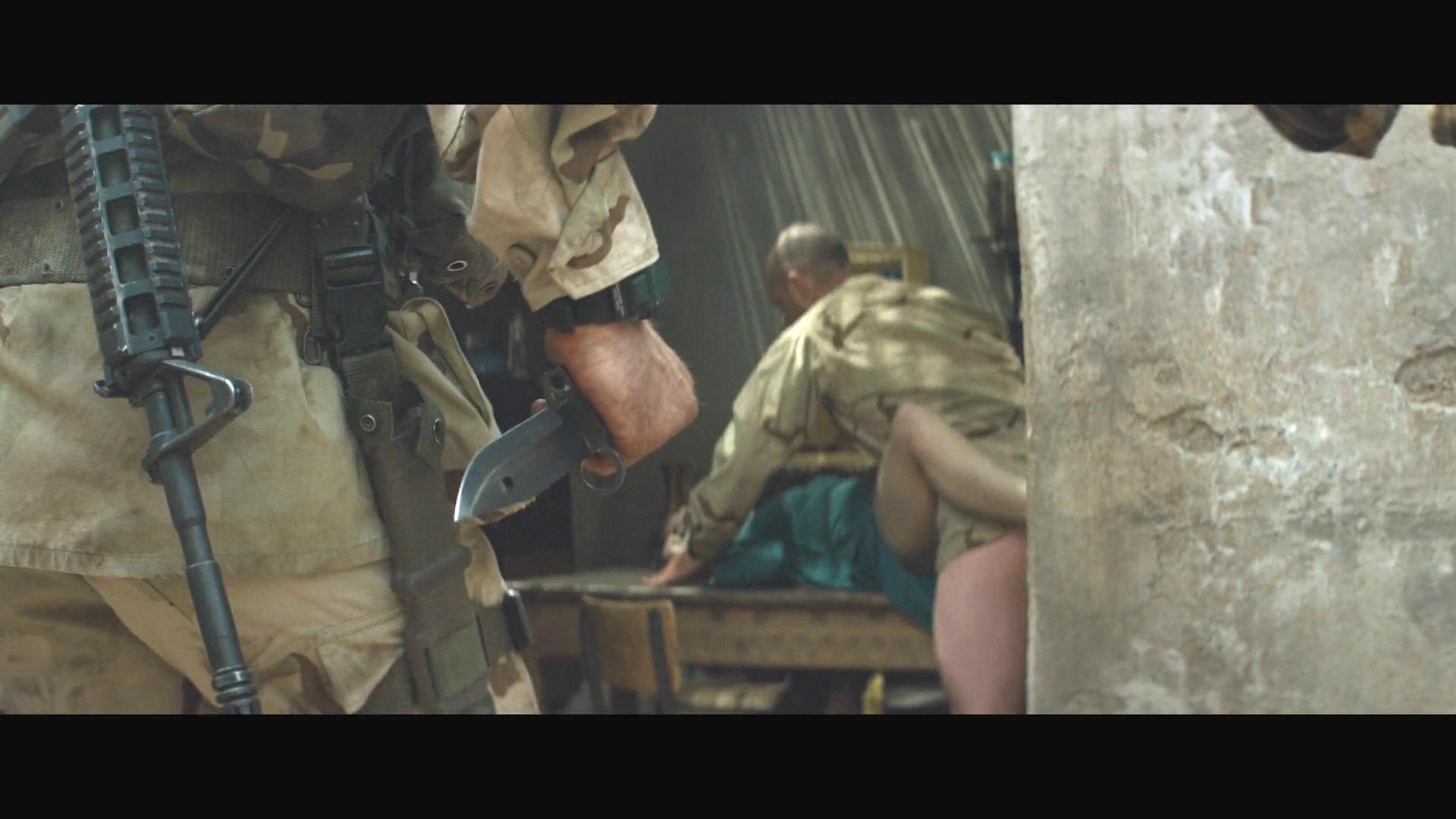 持有黑暗剧照的剧照