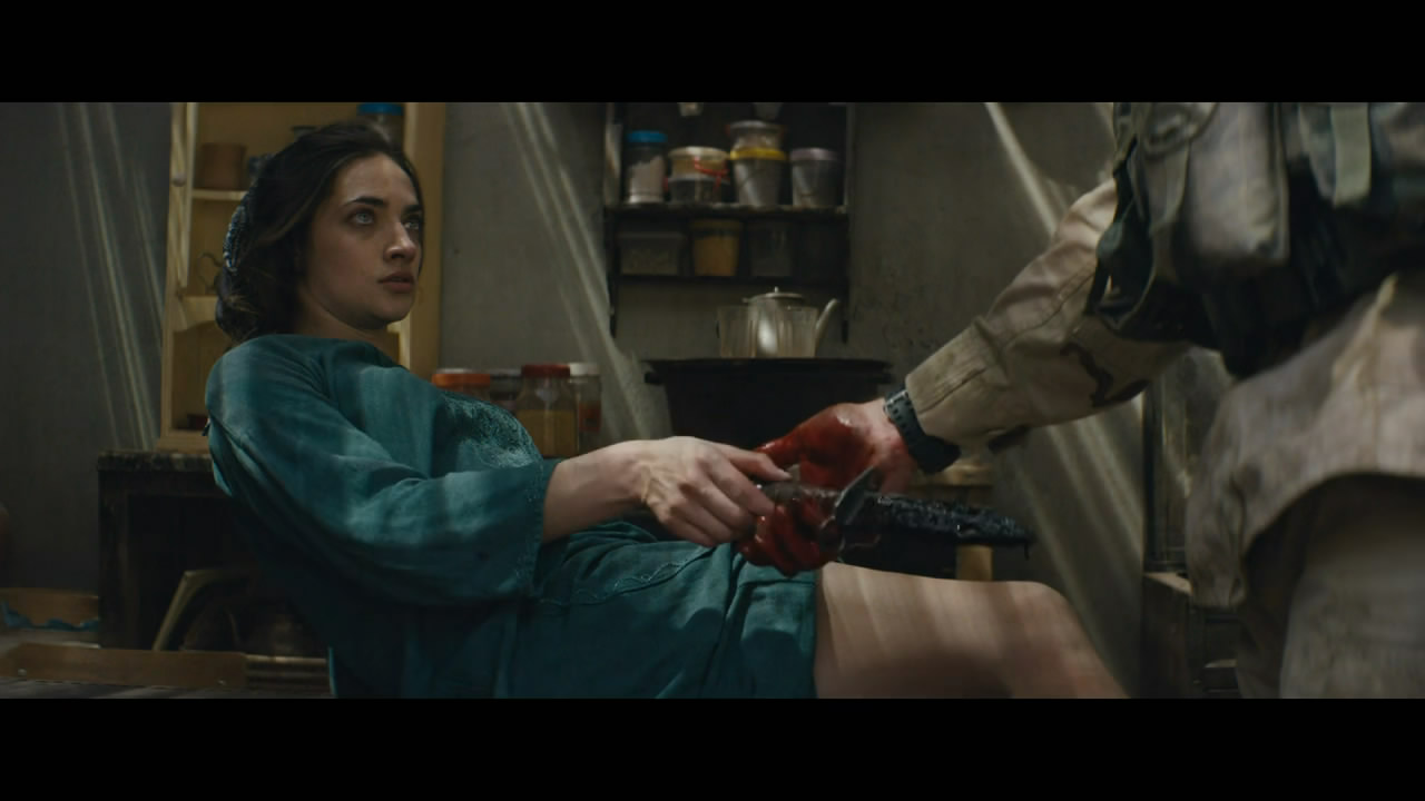 持有黑暗剧照的剧照