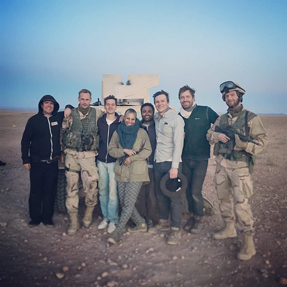 持有黑暗剧照的剧照