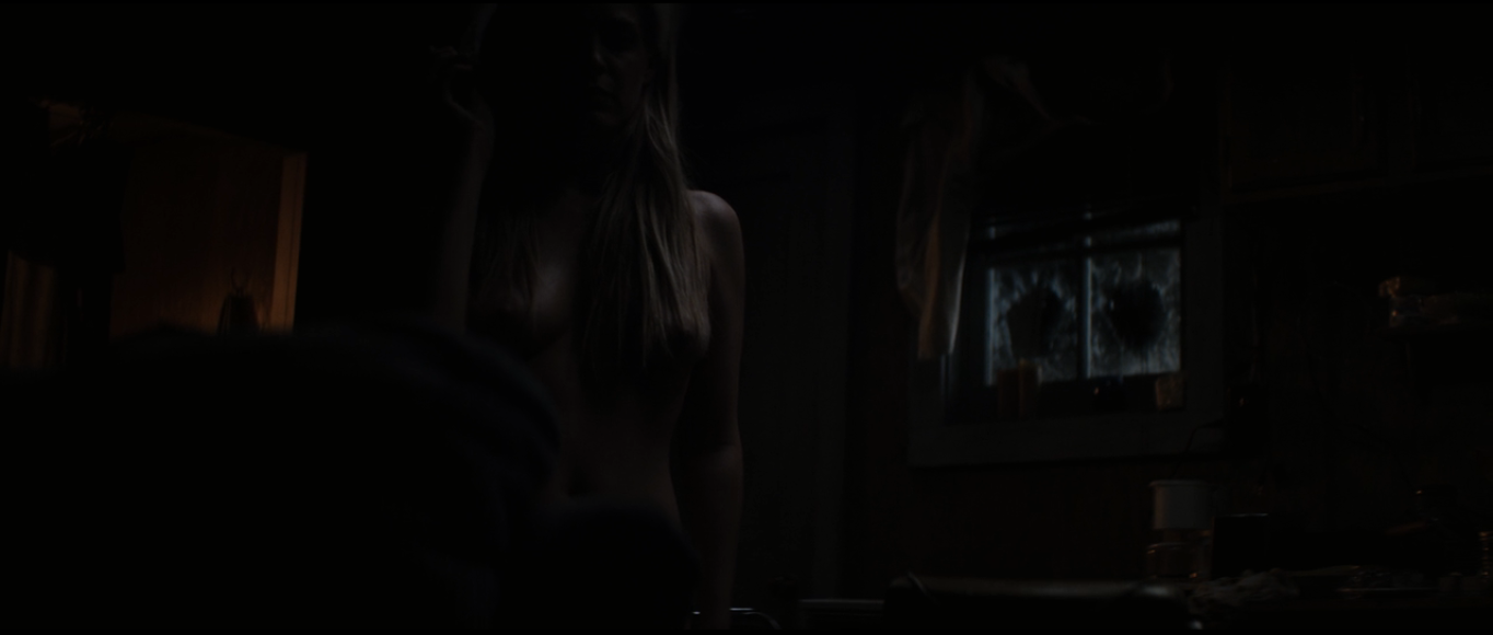 持有黑暗剧照的剧照