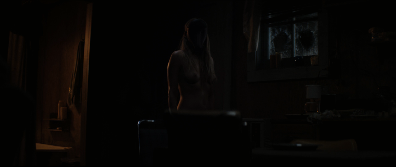 持有黑暗剧照的剧照