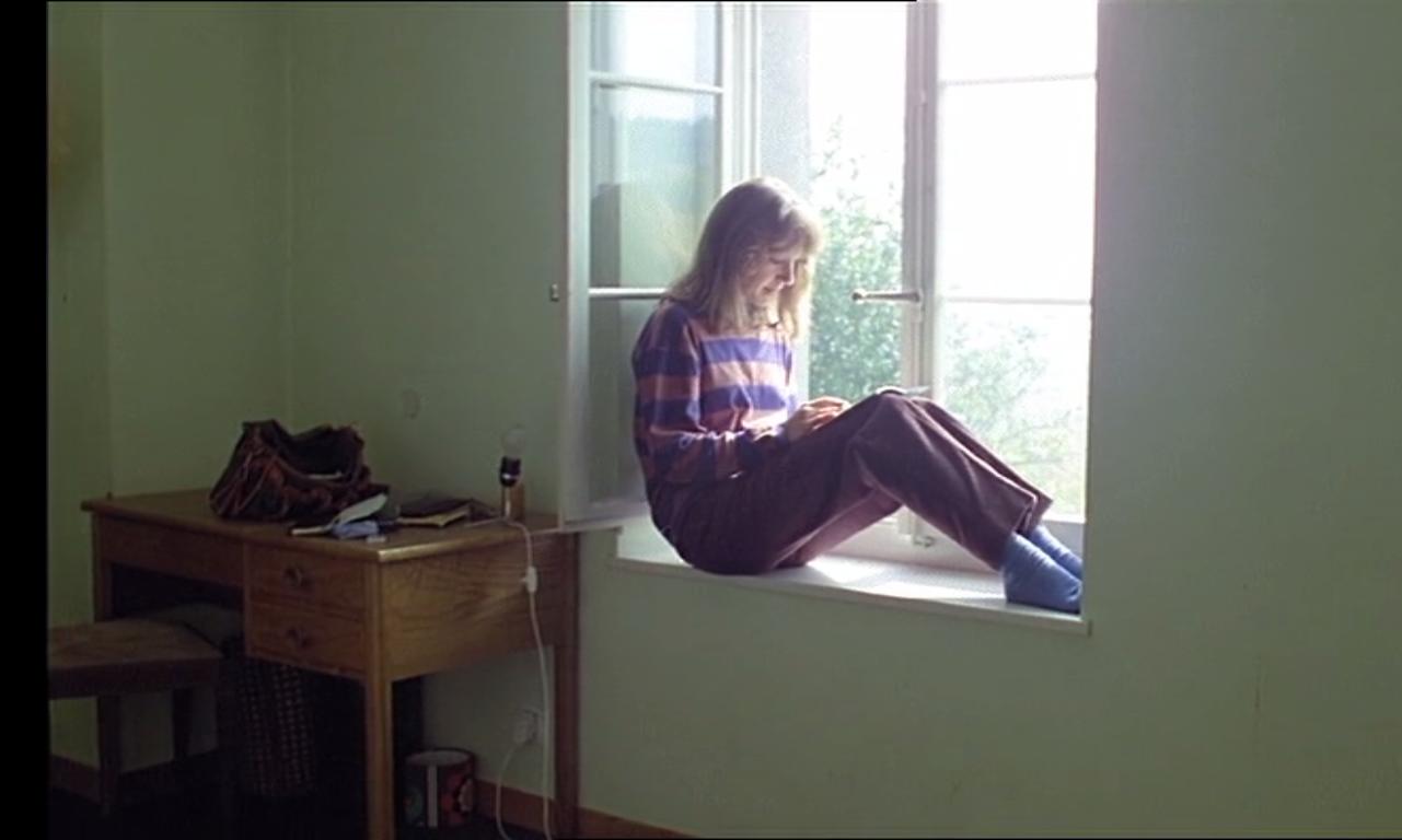 各自逃生剧照的剧照