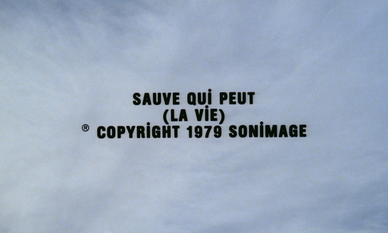 各自逃生剧照的剧照