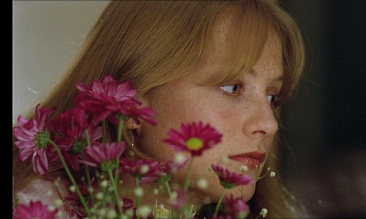 各自逃生剧照的剧照