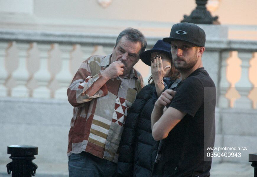 遗孀秘闻剧照的剧照