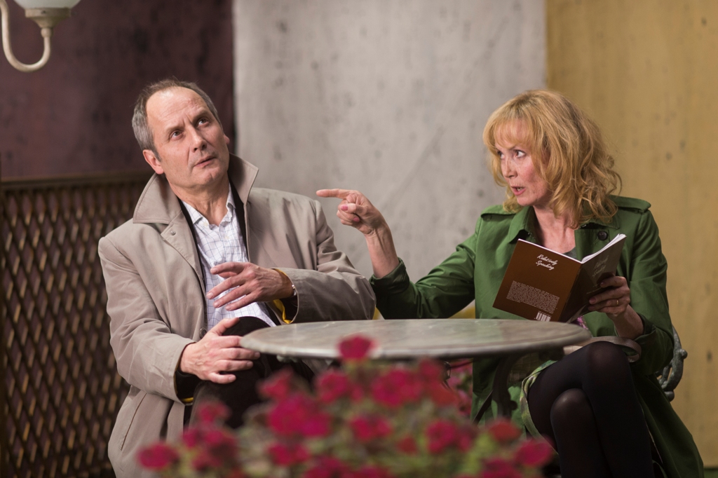 纵情一曲剧照的剧照