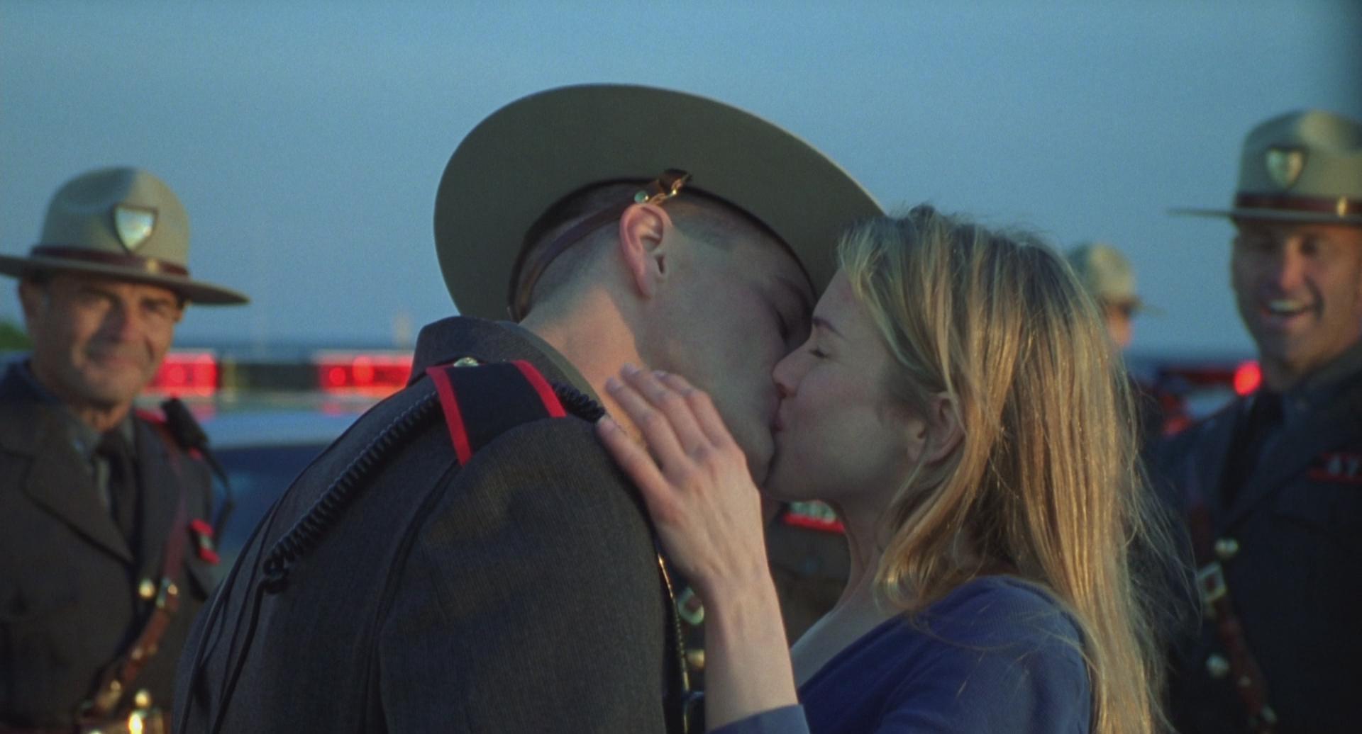 一个头两个大剧照的剧照