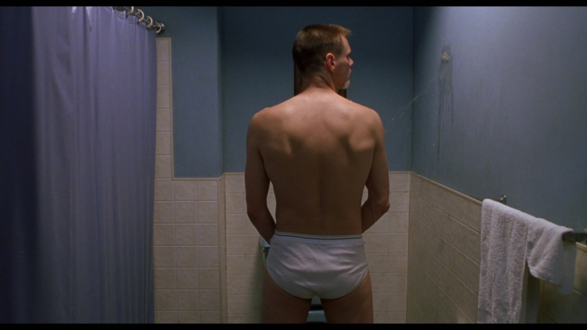 一个头两个大剧照的剧照