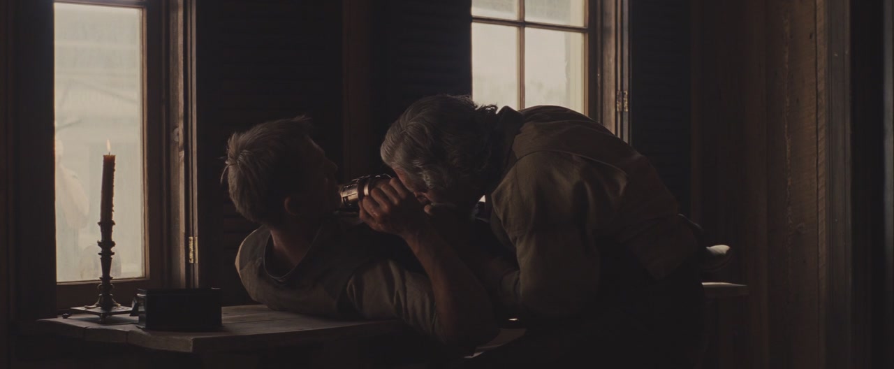 牛仔和外星人剧照的剧照