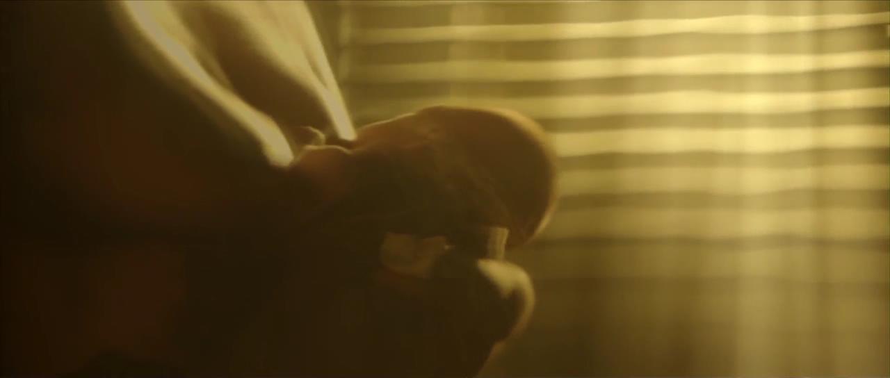 哺乳期的女人剧照的剧照