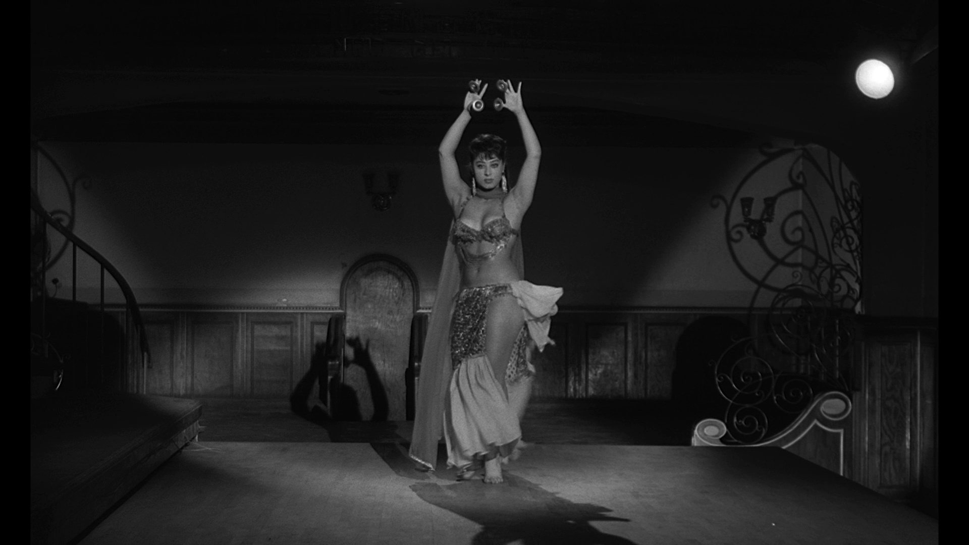 不朽的女人剧照的剧照