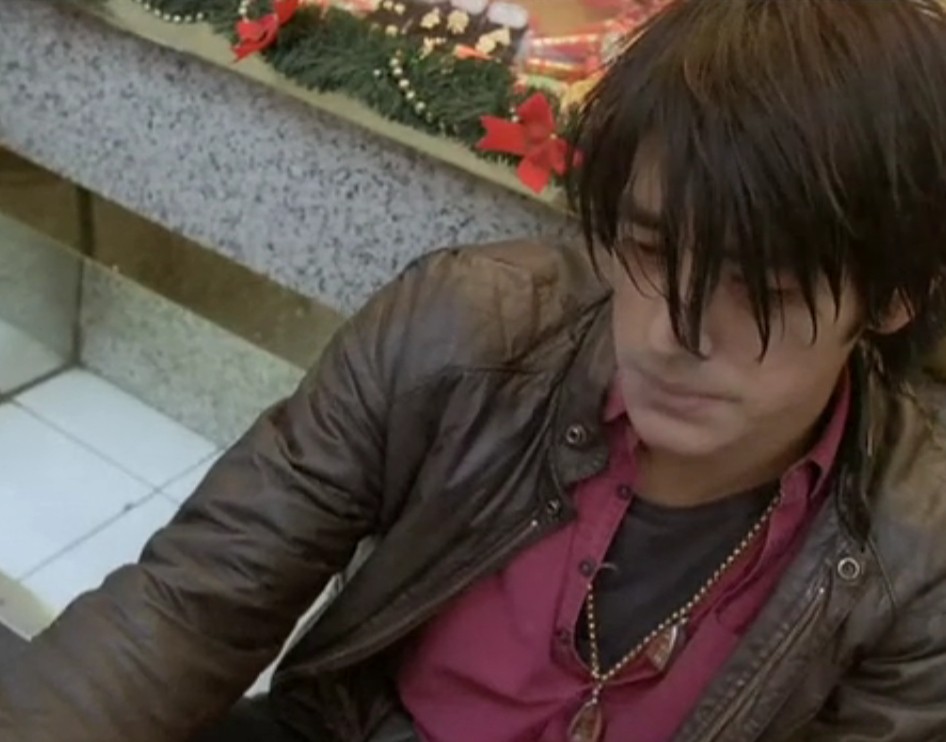 两个只能活一个剧照的剧照