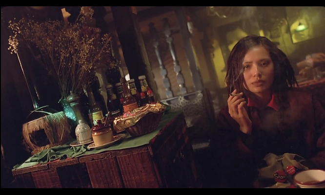 两个只能活一个剧照的剧照