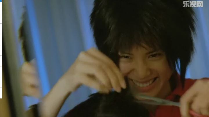 两个只能活一个剧照的剧照