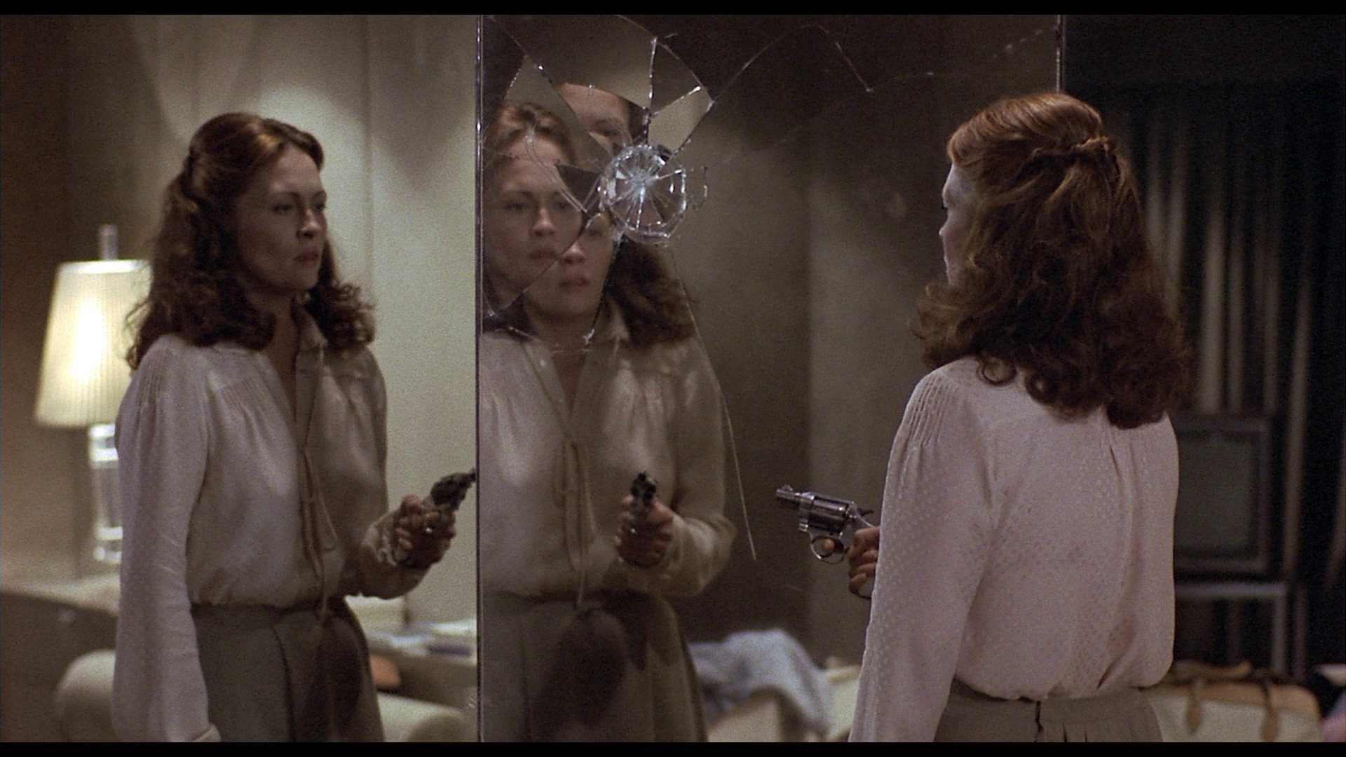 神秘眼剧照的剧照