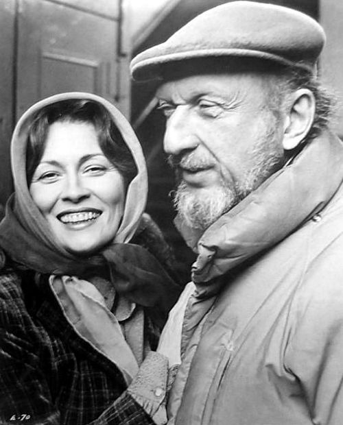 神秘眼剧照的剧照