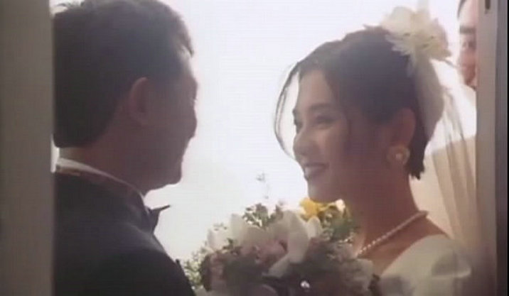 四个32A和一个香蕉少年剧照的剧照