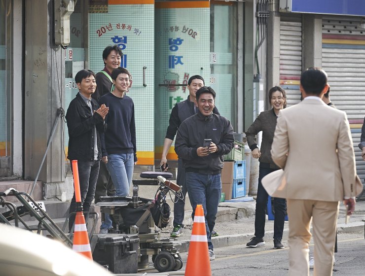 极限职业剧照的剧照