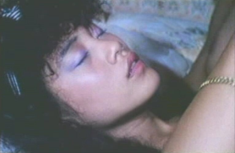 火辣辣的淫话剧照的剧照