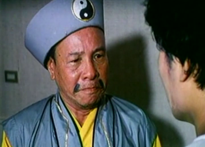 火辣辣的淫话剧照的剧照