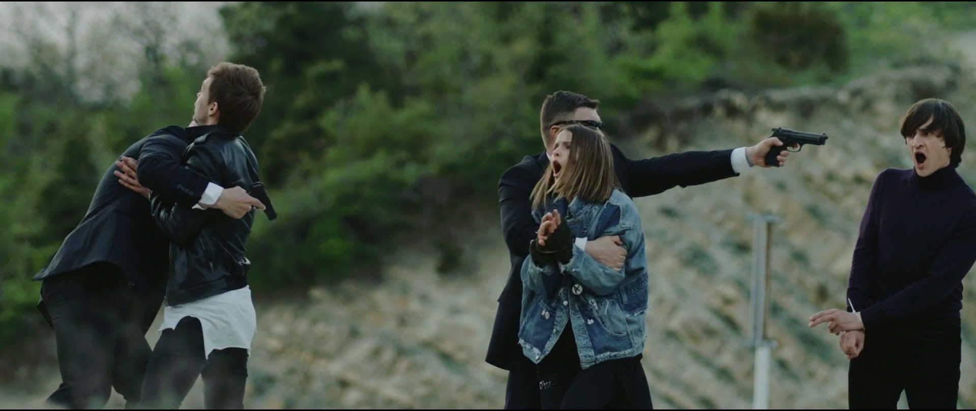 超越边缘剧照的剧照