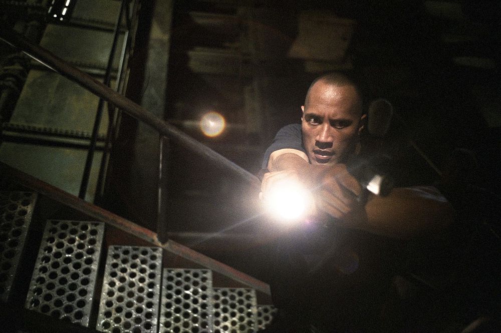 威震八方剧照的剧照